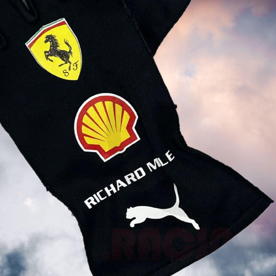 2021 New Scuderia Ferrari Race Gloves Carlos Sainz - F1 Vintage Racewear