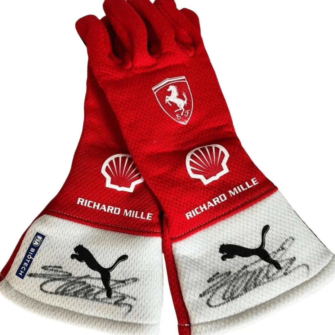 2023 Carlos Sainz Las Vegas Grand Prix Race Gloves - F1 Vintage Racewear