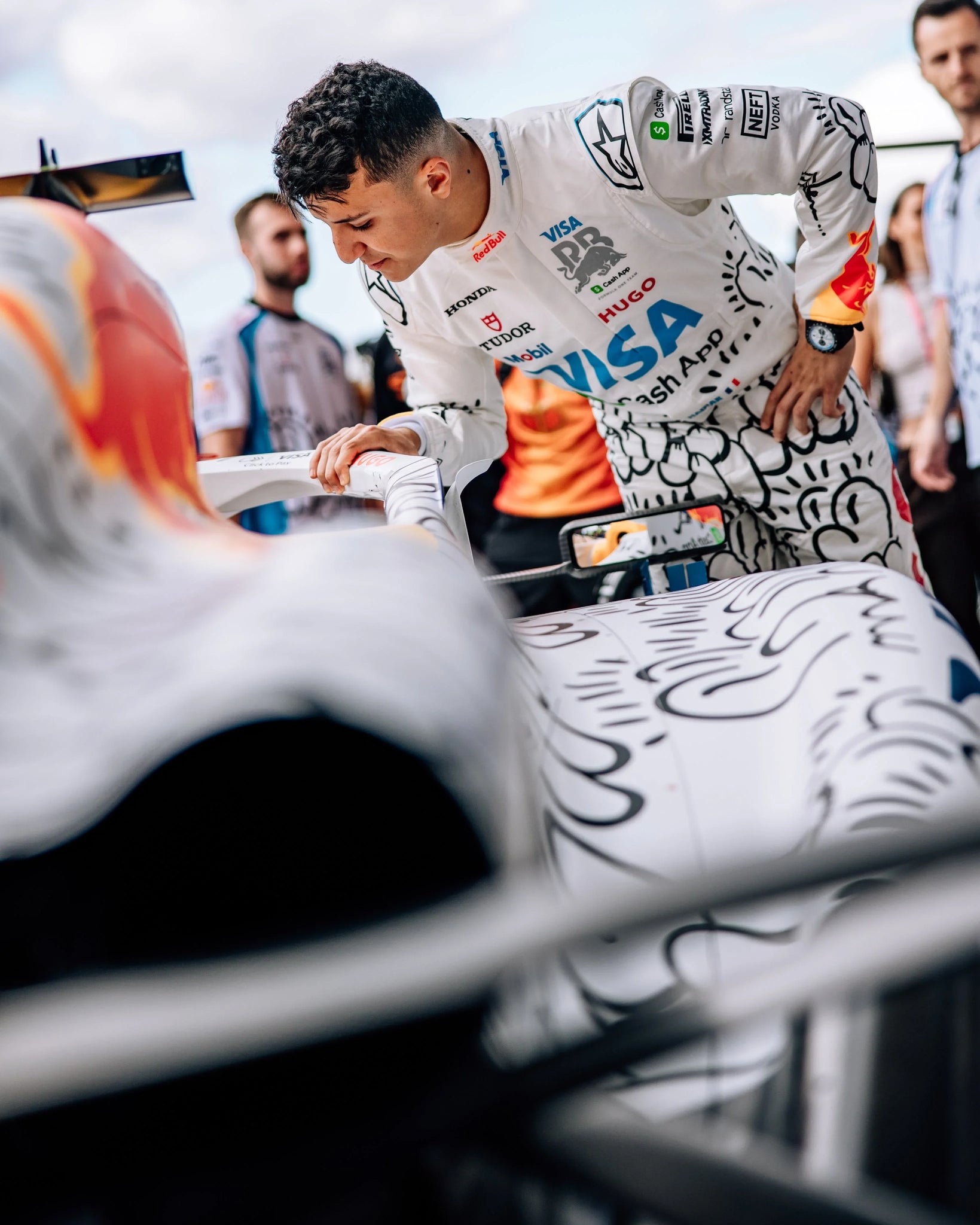 Isack Hadjar 2025 Visa Cash App Racing Bulls Replica F1 Race Suit - British GP